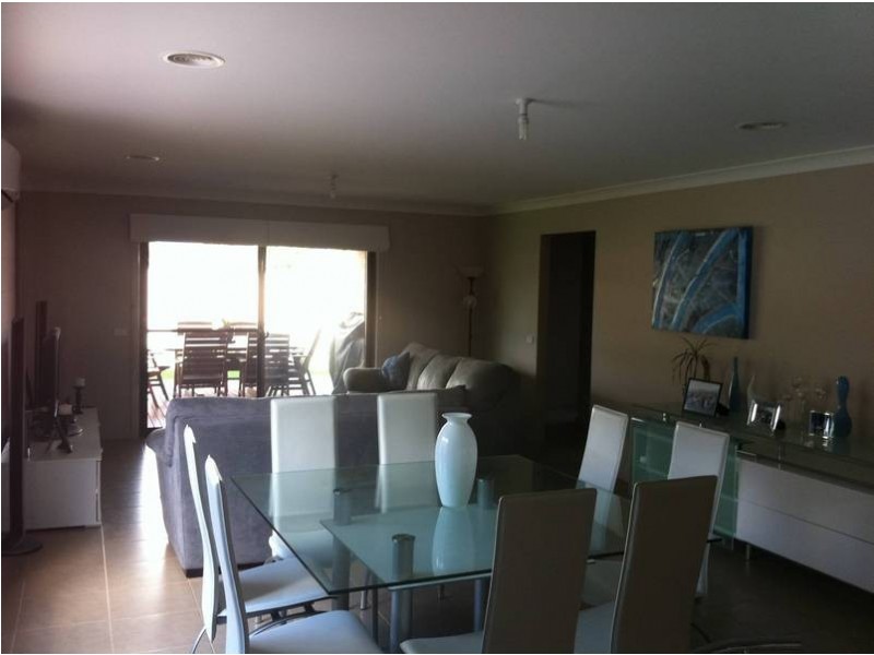 14 Wills Tce, Burnside Heights VIC 3023