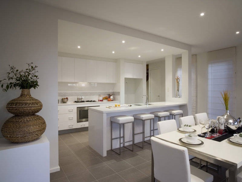 8 Lauriston Quay, Caroline Springs VIC 3023