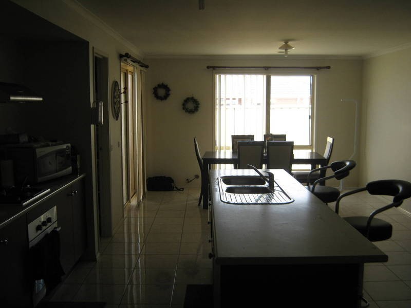 34 Jacaranda Drive, Taylors Hill VIC 3037