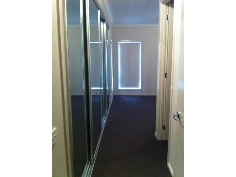 7 Pepper Tree Cct, Caroline Springs VIC 3023