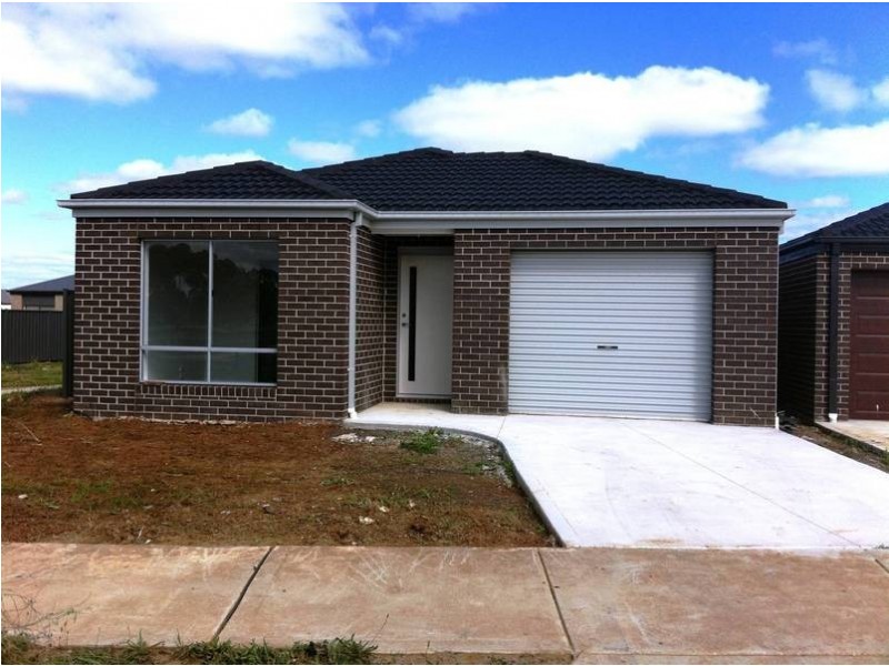 1 Poplar Close, Melton VIC 3337