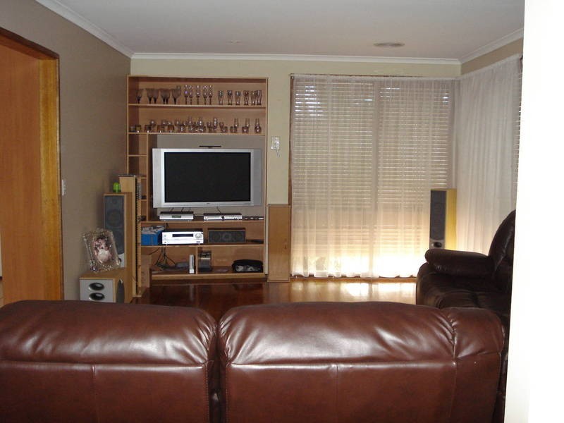 23 Grevillea Road, Kings Park VIC 3021