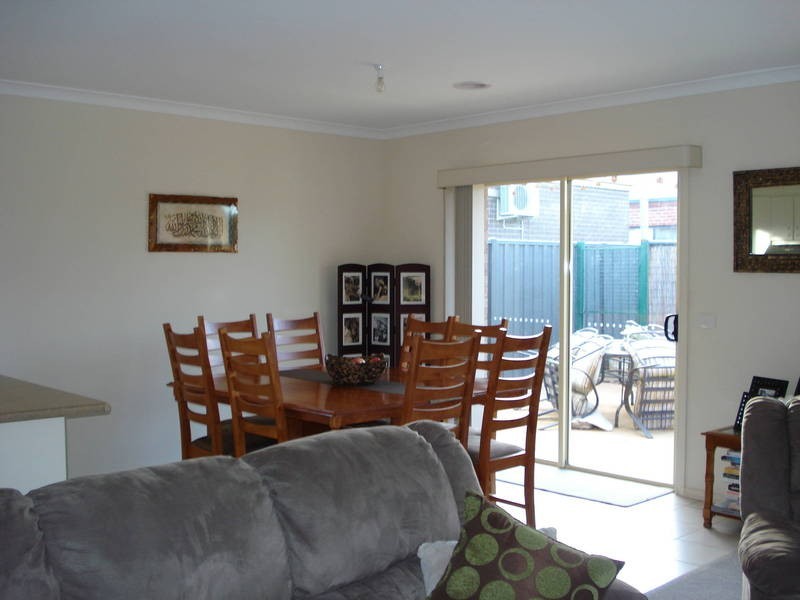 3 French Crescent, Caroline Springs VIC 3023