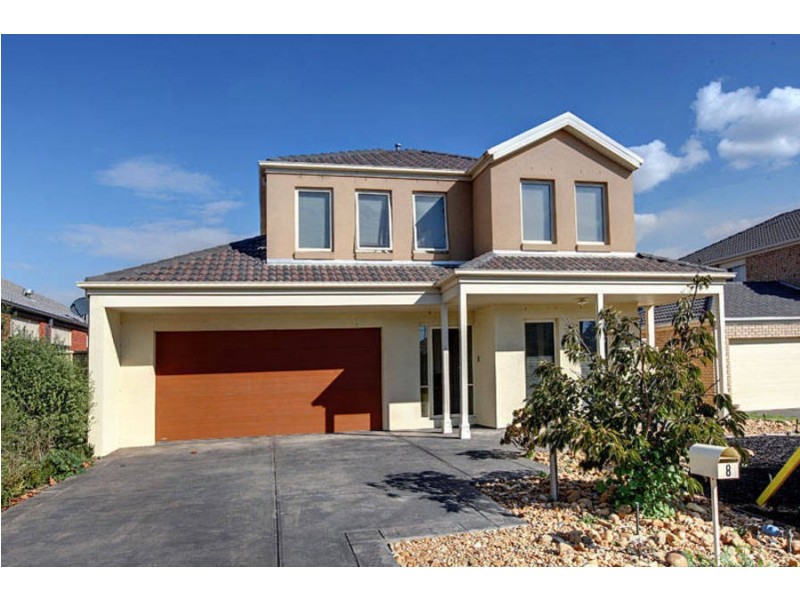 8 Kings Domain, Caroline Springs VIC 3023