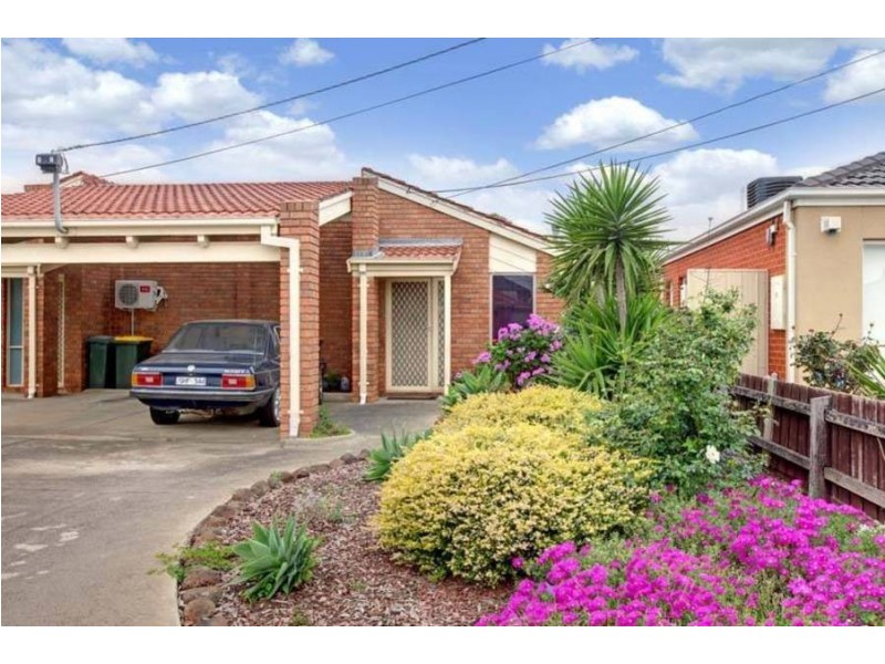 2/22 Leila Street, Deer Park VIC 3023