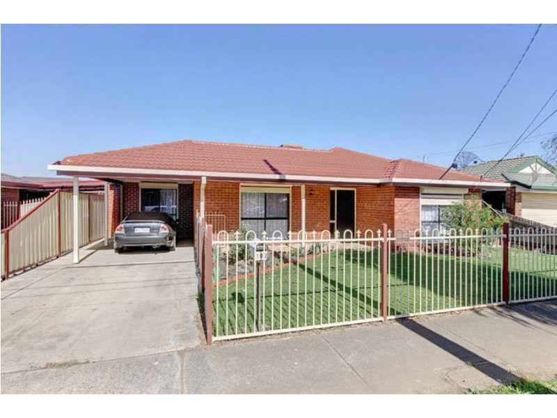 100 Robinsons Road, Deer Park VIC 3023