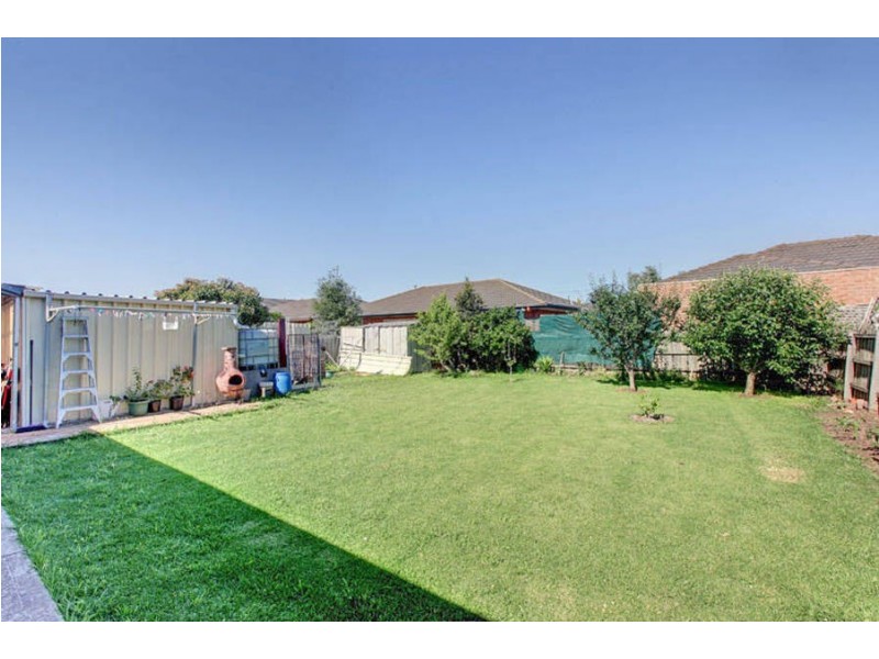 100 Robinsons Road, Deer Park VIC 3023