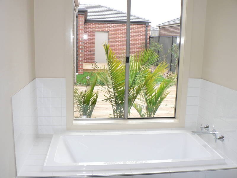 3 Cawdor Cove, Derrimut VIC 3030