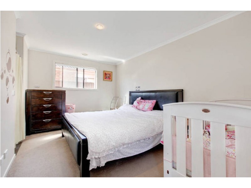 13 Duncombe Park Way, Deer Park VIC 3023