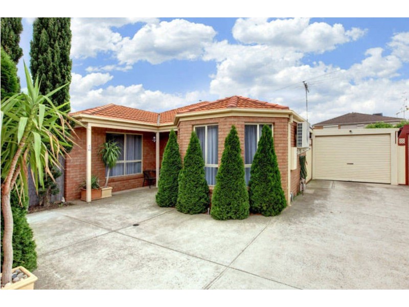 2/90 Robinsons Road, Deer Park VIC 3023