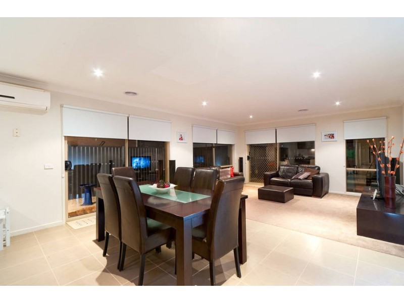 28 Pioneer Drive, Deer Park VIC 3023