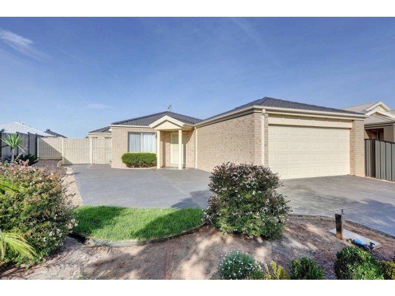 35 Kensington Circuit, Derrimut VIC 3030