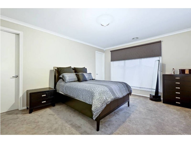 4 Raby Place, Deer Park VIC 3023