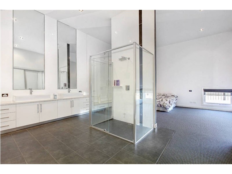 26 Hammerwood Avenue, Derrimut VIC 3030