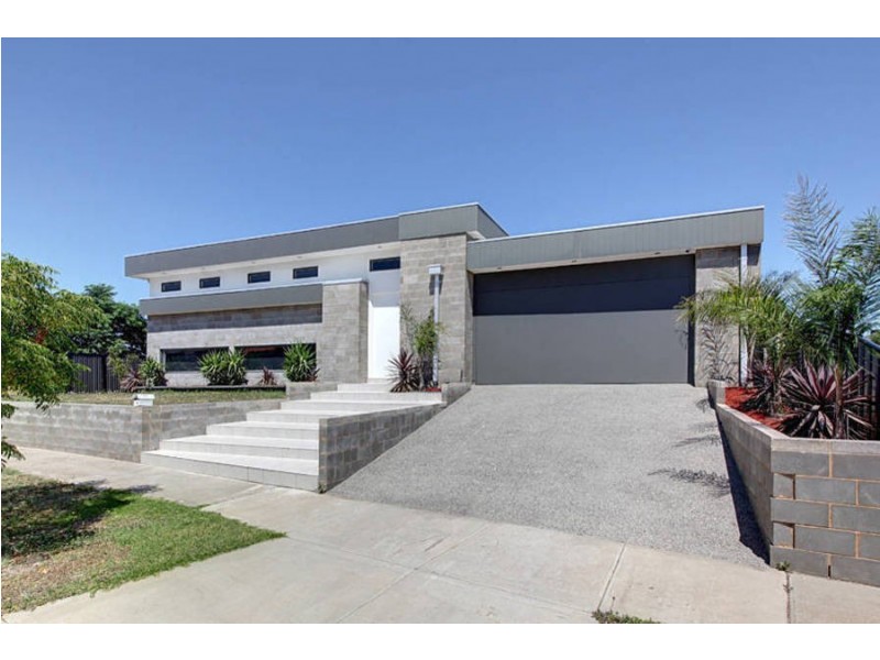 26 Hammerwood Avenue, Derrimut VIC 3030