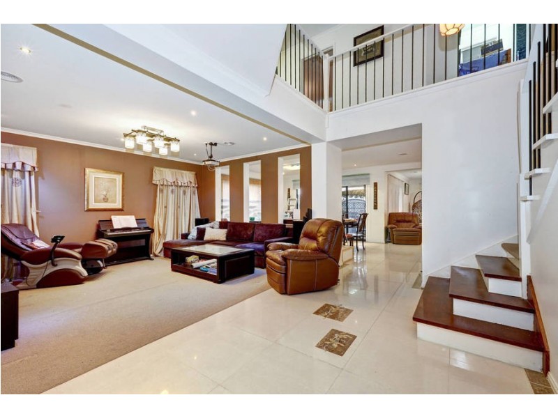 11 Tantallon Crescent, Derrimut VIC 3030