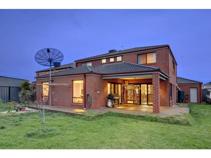 11 Tantallon Crescent, Derrimut VIC 3030