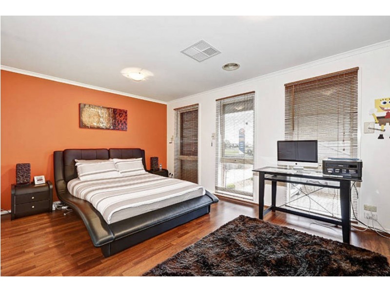 5/36A Robinsons Road, Deer Park VIC 3023