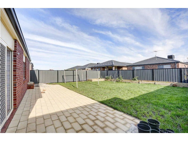 12 Walmer Road, Derrimut VIC 3030