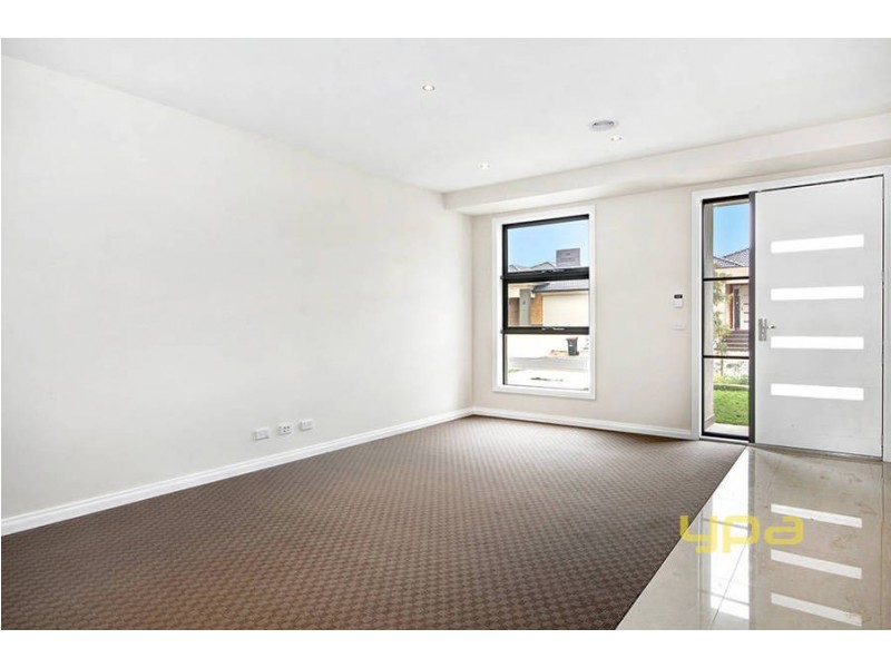 1//20 Mannypaul Circuit, Burnside Heights VIC 3023