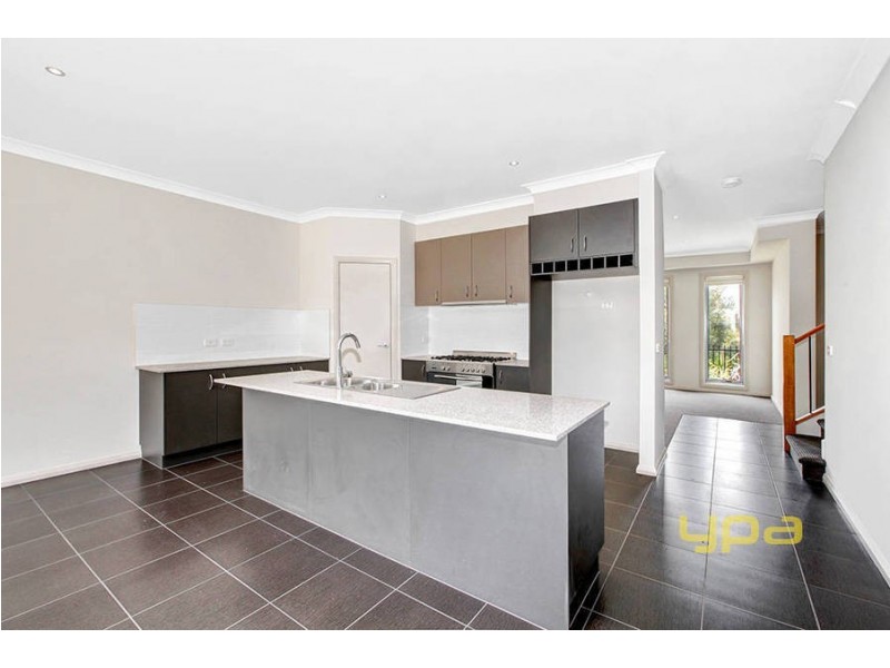 3 Meyers Lane, Caroline Springs VIC 3023