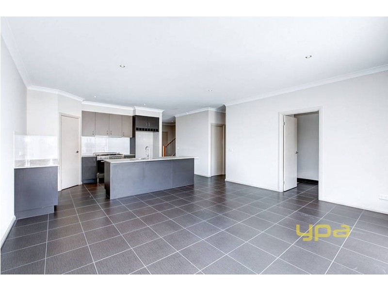 3 Meyers Lane, Caroline Springs VIC 3023