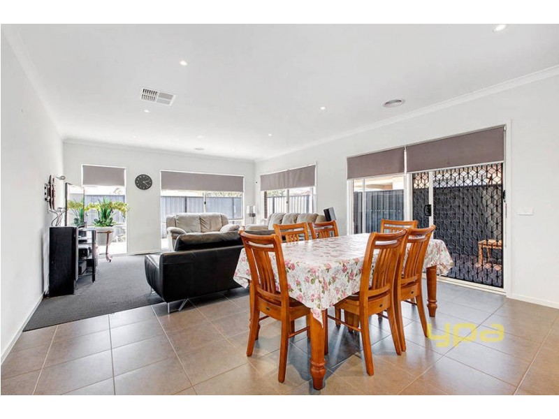 11  Portchester Green, Derrimut VIC 3030