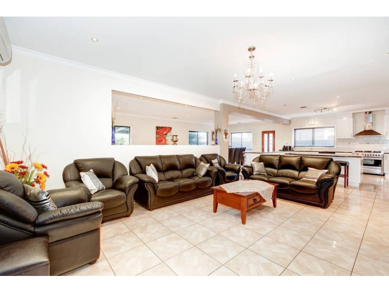 22 Scotney Crescent, Derrimut VIC 3030