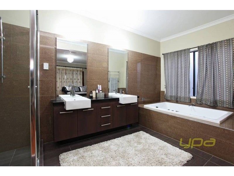 135 Arbour Boulevard, Burnside Heights VIC 3023