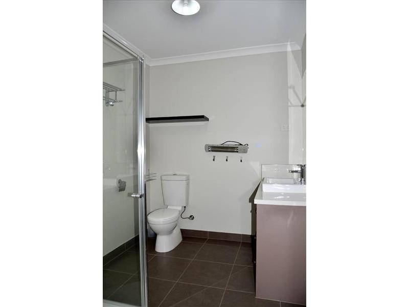 19 Garretty Road, Caroline Springs VIC 3023