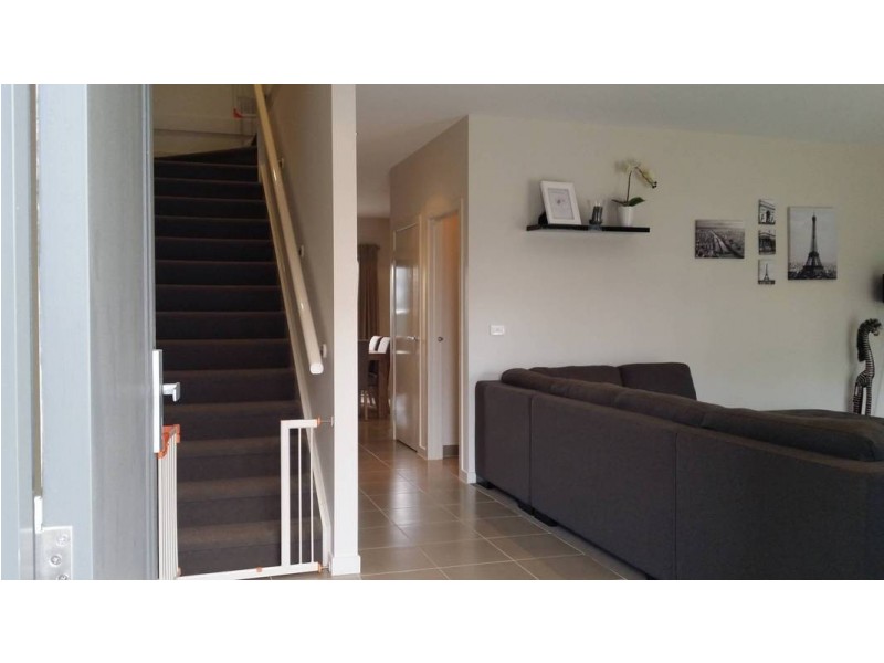 143 The Esplanade, Caroline Springs VIC 3023
