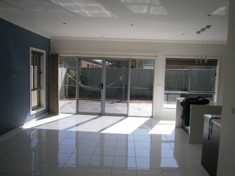 14 Barrington Circuit, Caroline Springs VIC 3023