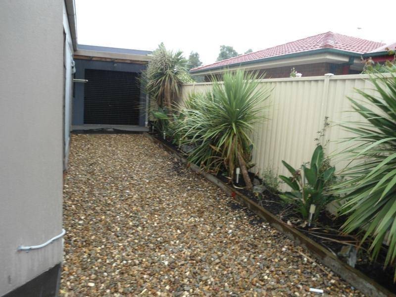 36 Greenstead Way, Cairnlea VIC 3023