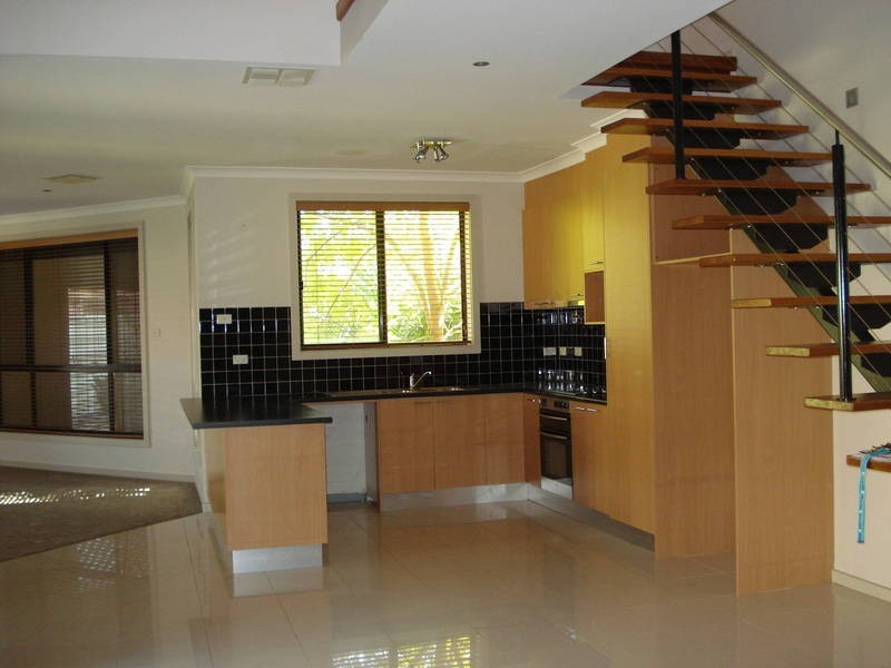 36 Greenstead Way, Cairnlea VIC 3023