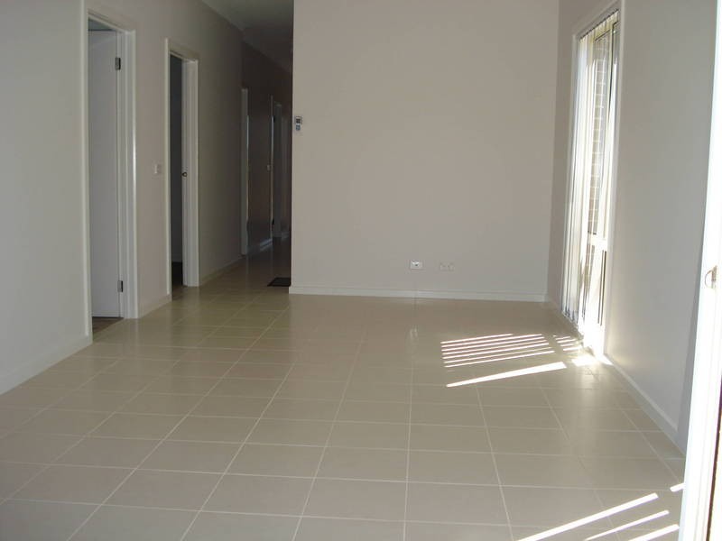 22/40 McCubbin Way, Caroline Springs VIC 3023