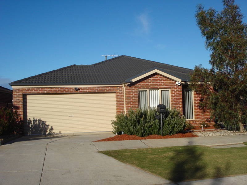 44 Wilkins Crescent, Burnside Heights VIC 3023