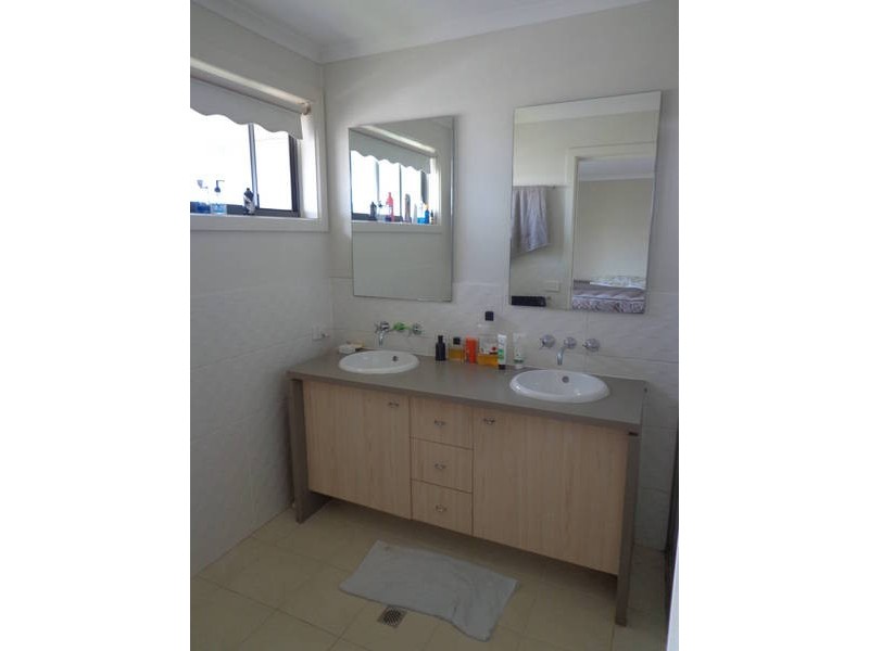 18 Buckhaven Street, Deer Park VIC 3023