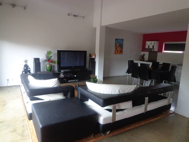 6 Caulfield Lane, Caroline Springs VIC 3023