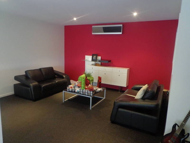 6 Caulfield Lane, Caroline Springs VIC 3023