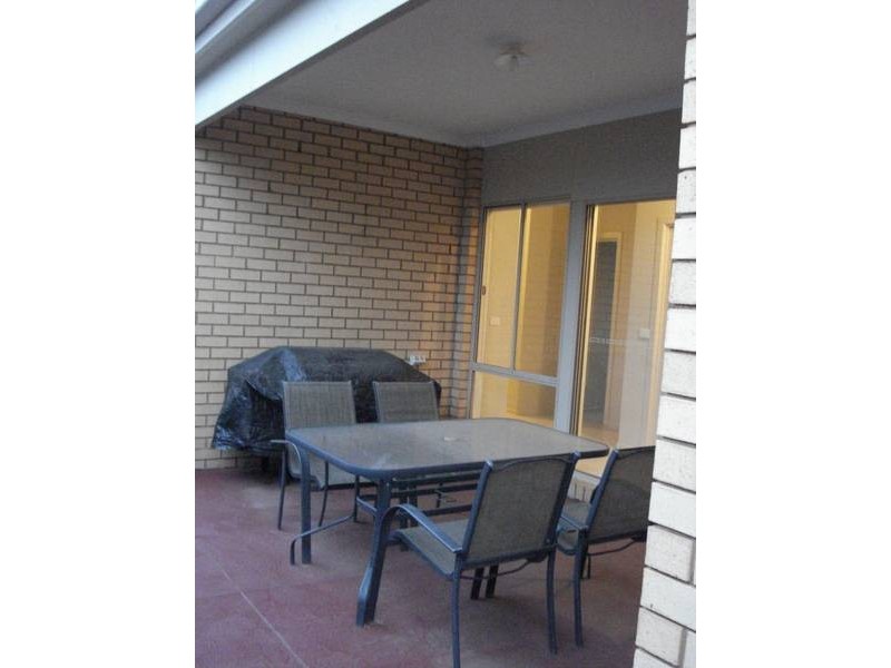 23 Cassan Way, Caroline Springs VIC 3023