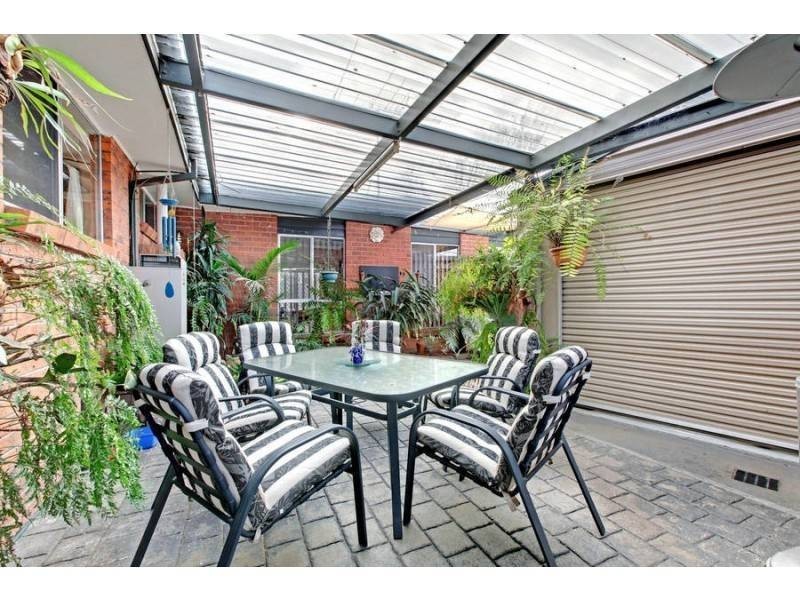 10 Glamis Place, Melton West VIC 3337