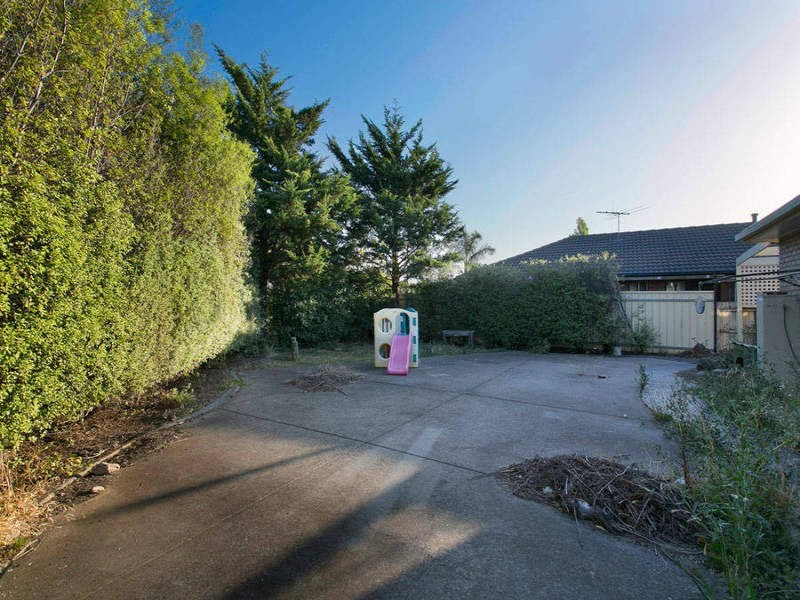 37 Kingsley Place, Delahey VIC 3037