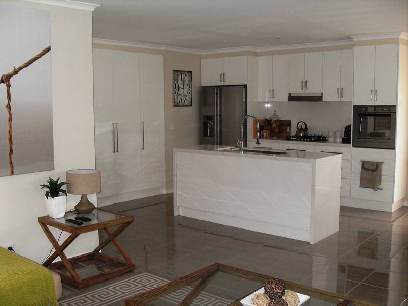 34 Fydler Avenue, Burnside VIC 3023