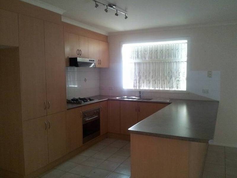 20 Wyperfeld Circuit, Caroline Springs VIC 3023