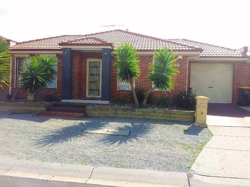 2/40 Jade Way, Hillside VIC 3037