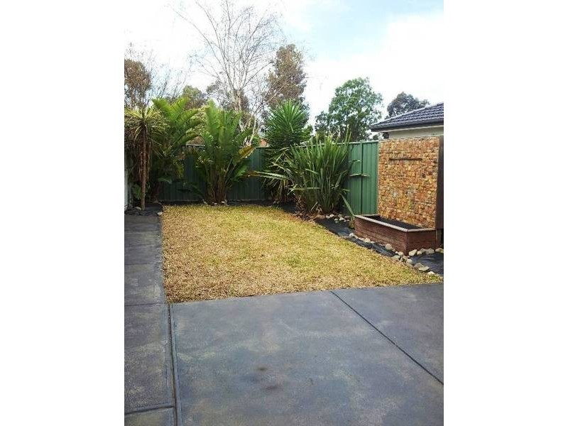 1 Madras Lane, Caroline Springs VIC 3023