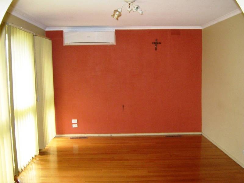 29 Atheldene Drive, St Albans VIC 3021