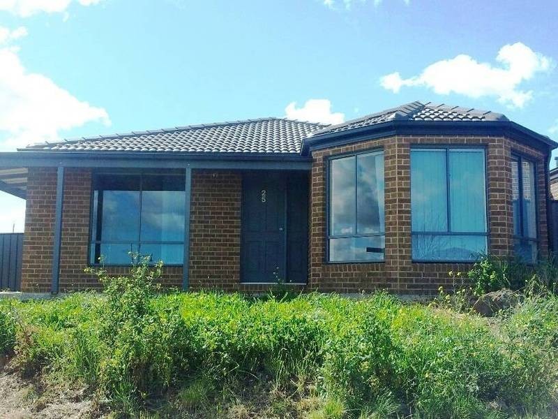 25 Stirling Drive, Derrimut VIC 3030