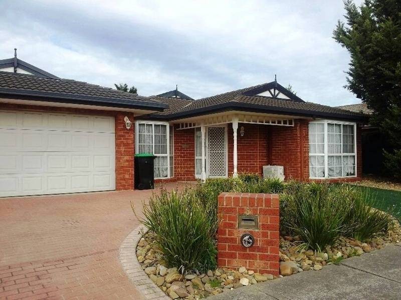8  Penhurst Court, Hillside VIC 3037