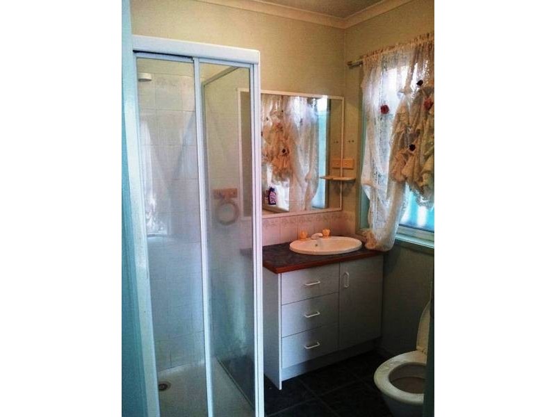 8  Penhurst Court, Hillside VIC 3037